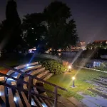 Art Marina Nad Rzeka Z Bezplatnym Parkingiem Apartamento