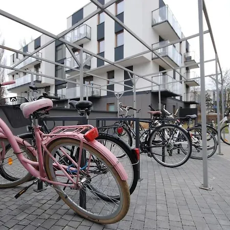 Art Marina Nad Rzeka Z Bezplatnym Parkingiem * Vratislav