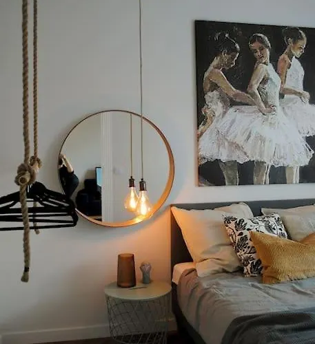 Art Marina Nad Rzeka Z Bezplatnym Parkingiem Appartamento Breslavia